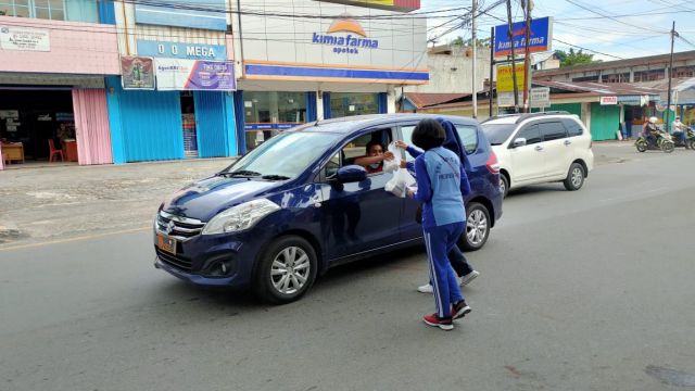 Berbagi Takjil Ramadhan