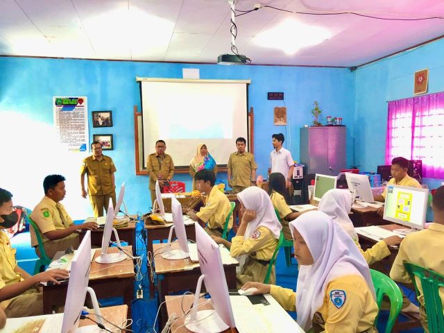 ANBK SMKS Yapis TIK Biak Berjalan Lancar