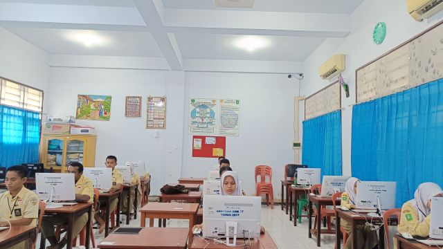 Sebanyak 68 Siswa SMKS Yapis TIK, Ikuti Ujian Sekolah