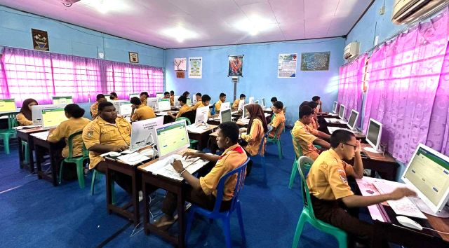 Pelaksanaan Sumatif di SMKS Yapis TIK,Berjalan Lancar